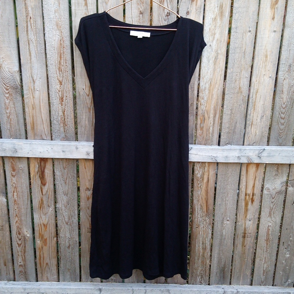 Loft Black V Neck Lightweight Textured Flowy Short Sleeve Tie Back Dress